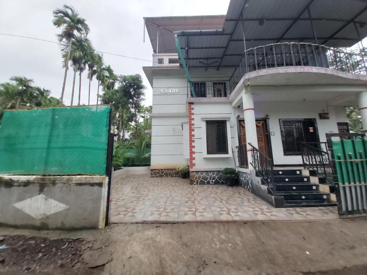 Rane Ambadnya Niwas Lägenhet Nagaon  Exteriör bild