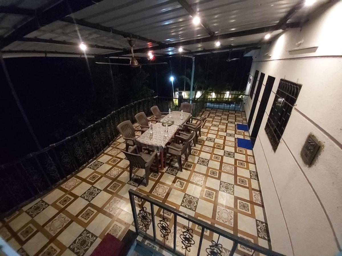 Rane Ambadnya Niwas Lägenhet Nagaon  Exteriör bild